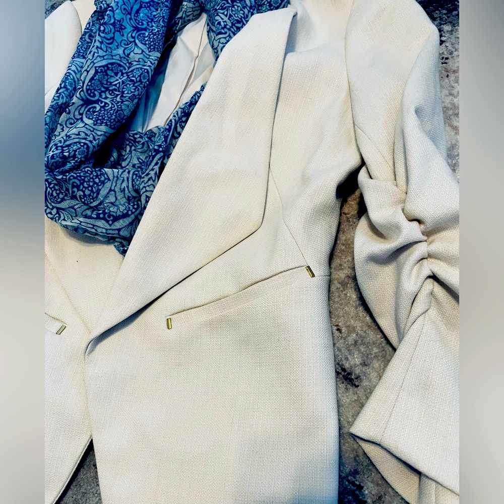 H&M Ruched Sleeve Blazer/ Jacket